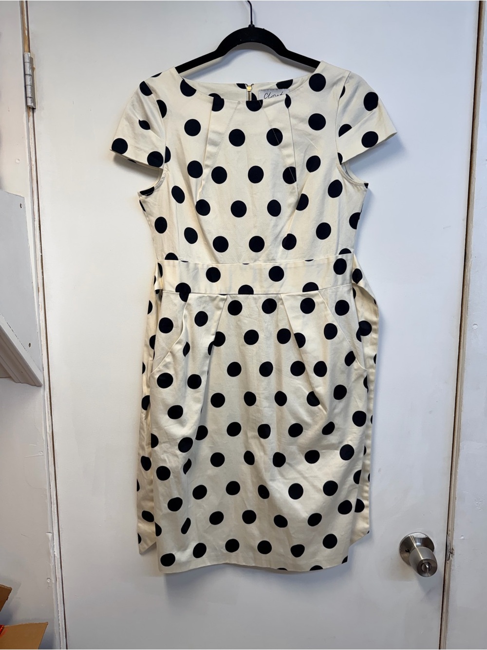 Closet Cream Polka Dot Short Sleeve Fit & Flare Dress size 8 - Picture 2 of 6